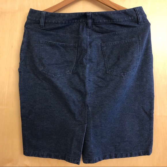 Talbots stretch denim skirt - Picture 2 of 4